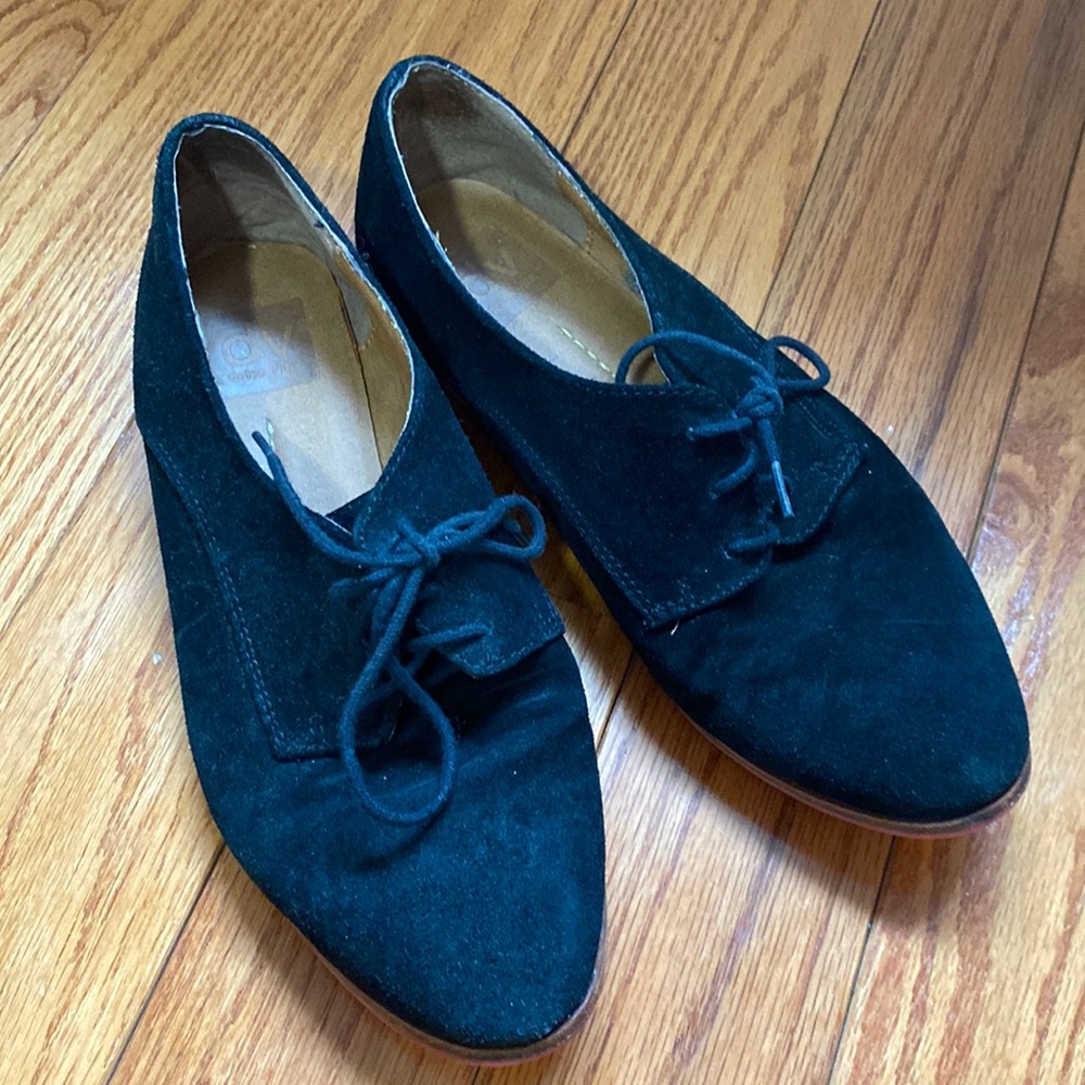 Dolce Vita Women’s shoes. Black, size 8